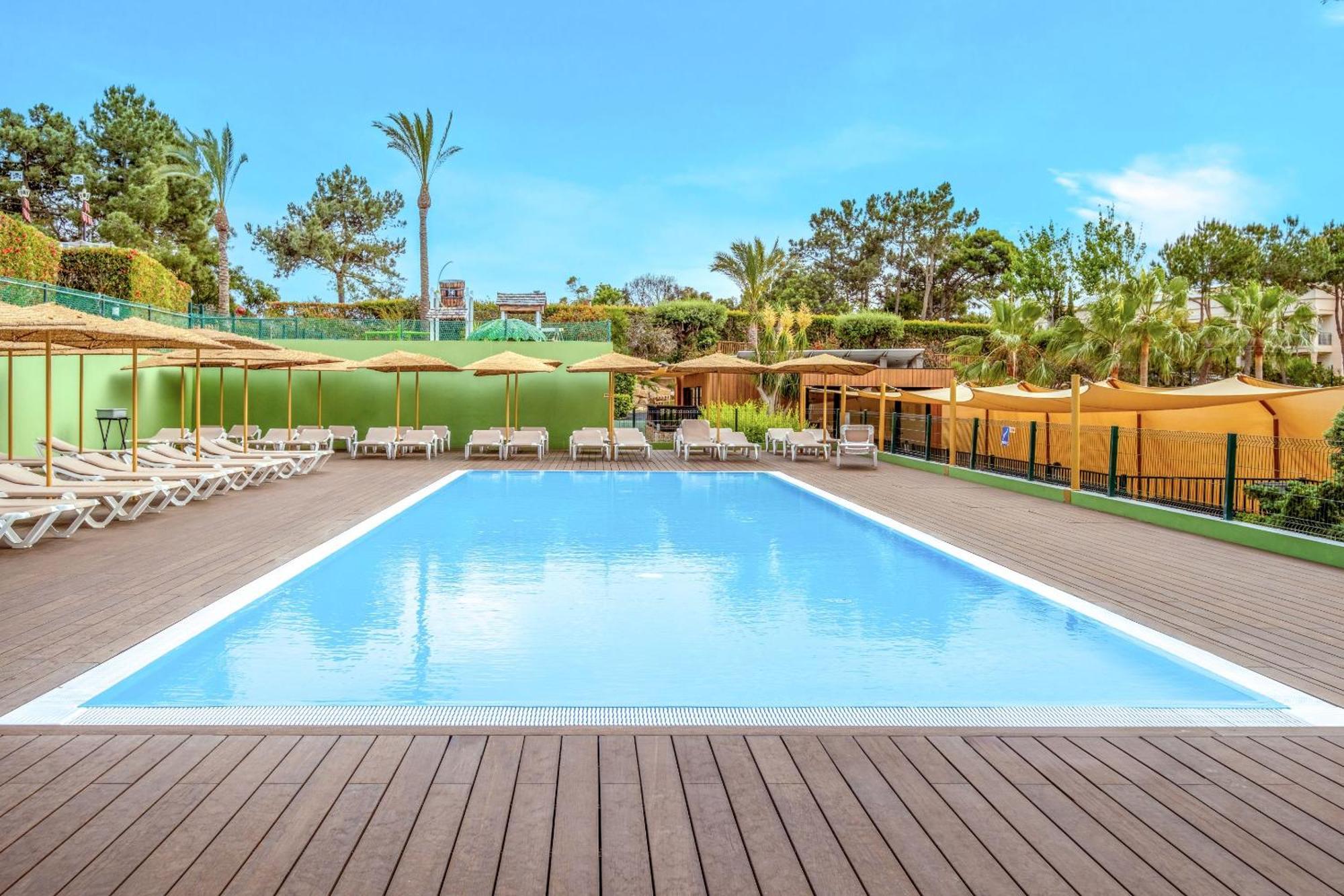 3Hb Guarana Hotel อัลบูเฟรา ภายนอก รูปภาพ
